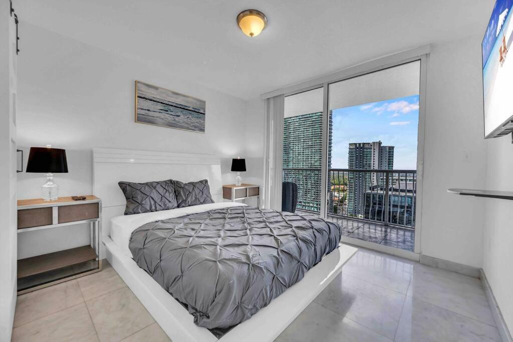 Iconic High Floor 3 Bedrooms In The Heart Of Miami Exteriér fotografie